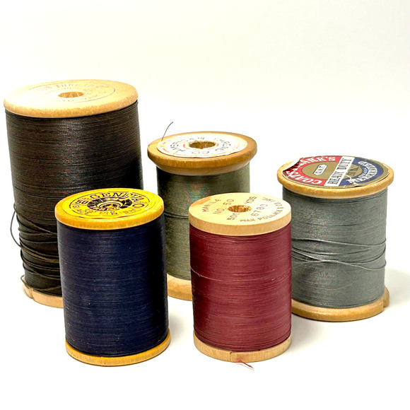 Vintage Thread On Wooden Spools Lot Of 30 - Picture 5 of 12